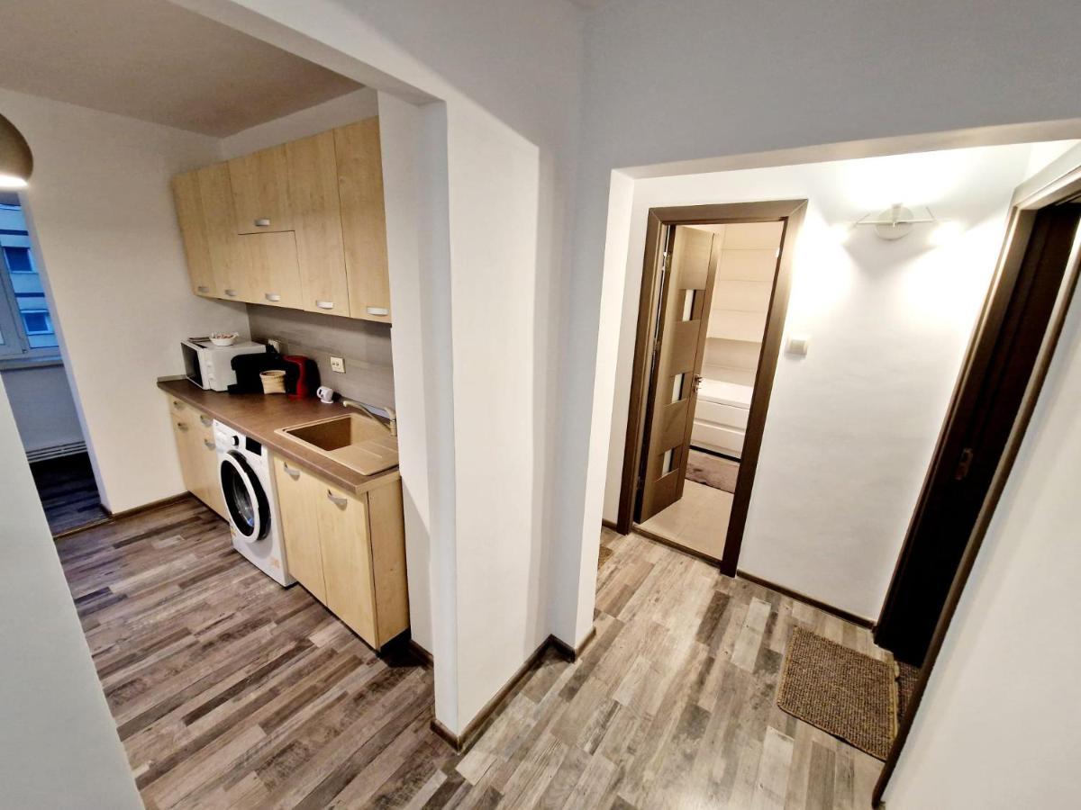 Marcos Apartments - Stanisoarei - Self Check-In Решица Экстерьер фото